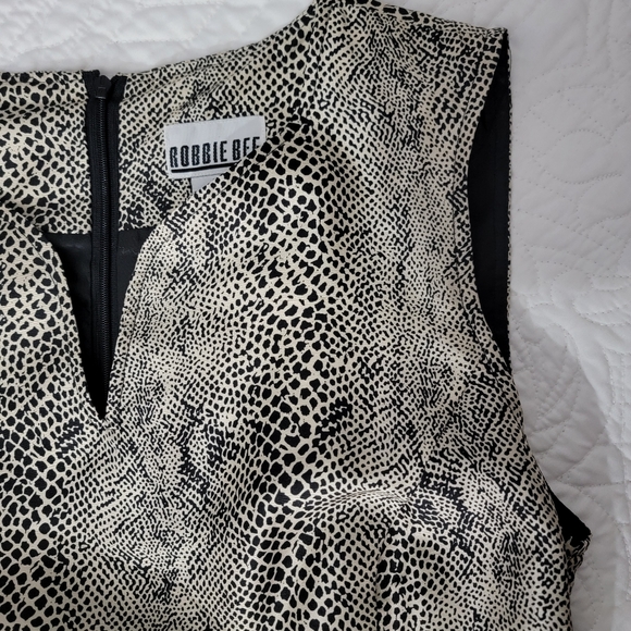 Robbie Bee Womens 100% Silk Snake Print Sleeveless Sheath Dress Size 6 - Picture 7 of 13